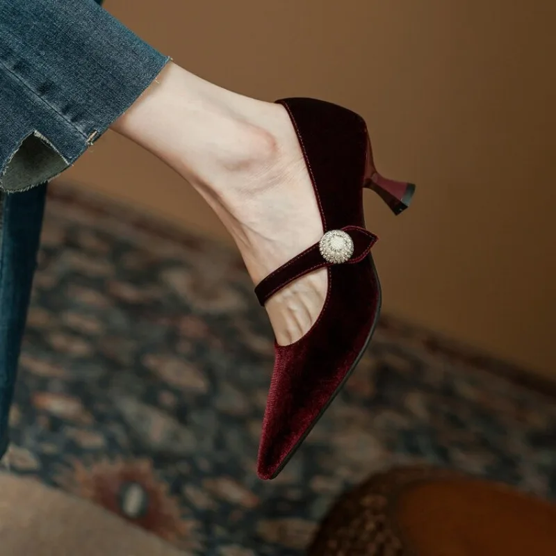 Wine Red Pointed Toe Mary Jane - Women'S Shoes And Accessories 评论和价格