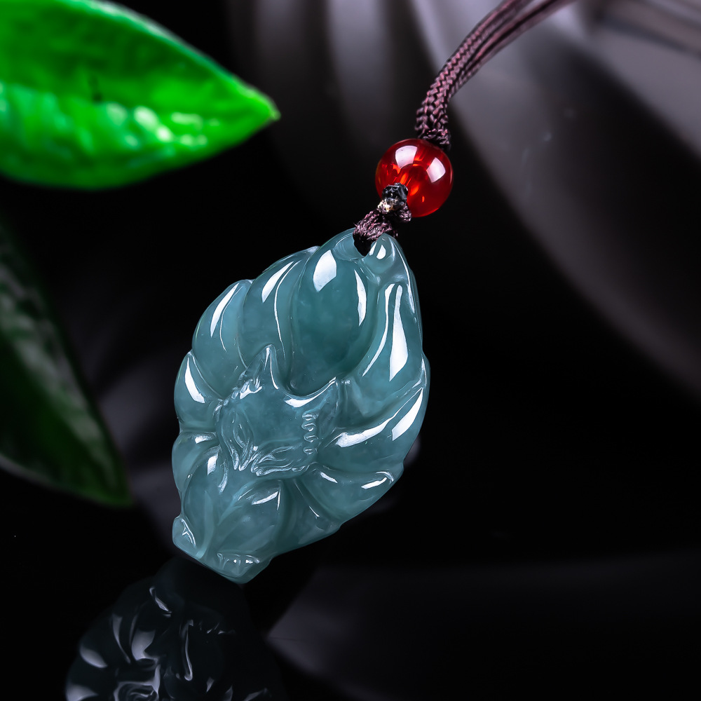 Natural Burmese Jadeite Fox Pe - Women'S Accessories 评论和价格